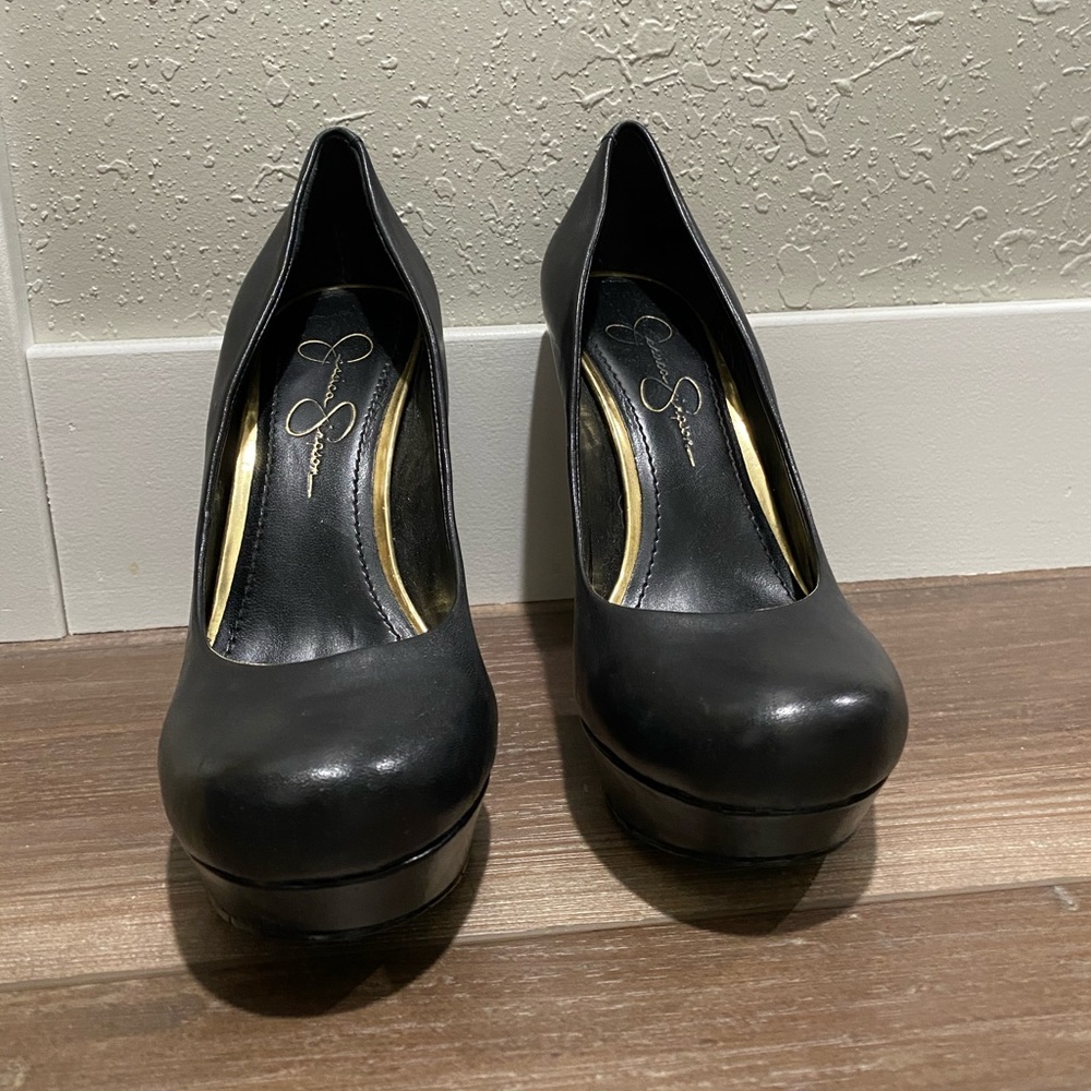Jessica Simpson heels - Picture 2 of 5